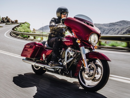 Фото мотоцикла Harley-Davidson Street Glide Special