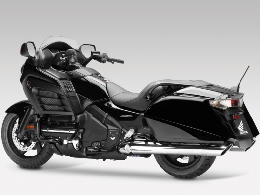 Фото мотоцикла Honda Gold Wing F6B